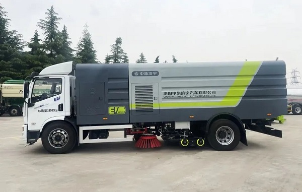 凌宇純電動洗掃車的特點詳解！出色在哪？