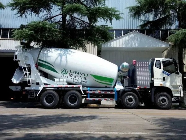 年后必看！新能源攪拌車保養(yǎng)全攻略，助您開工！