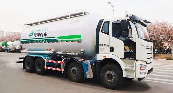 凌宇干混砂漿車的特點都有什么？